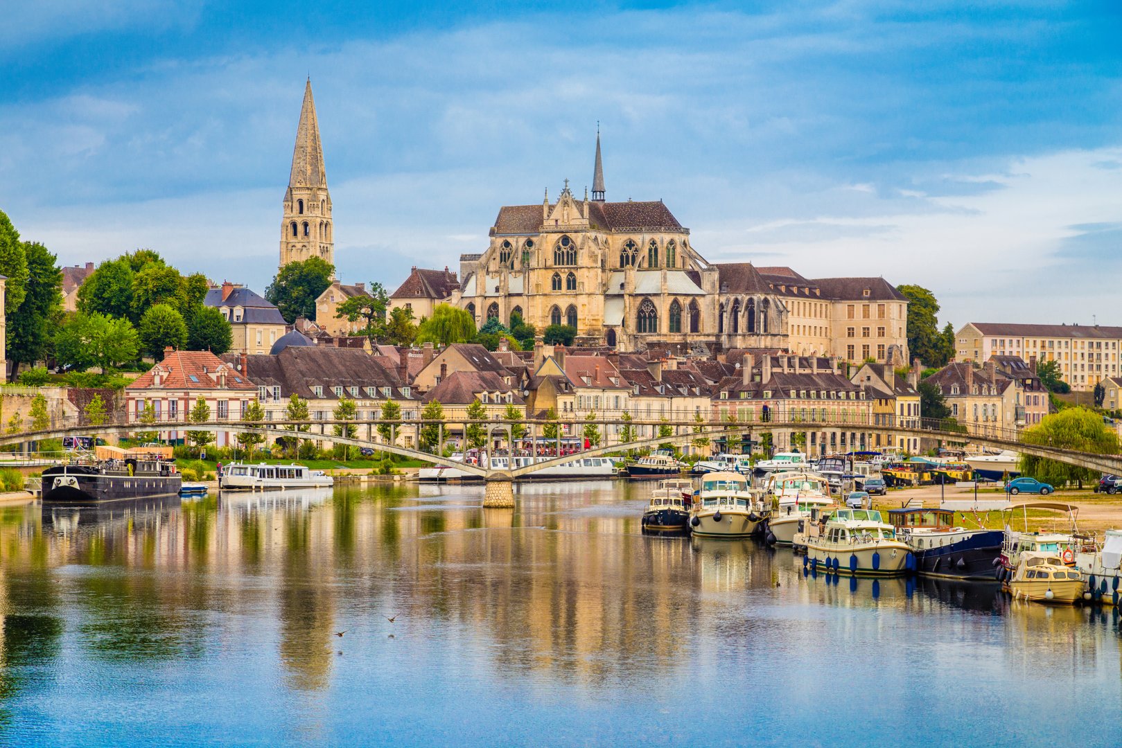 Auxerre Visuotinė Lietuvių Enciklopedija